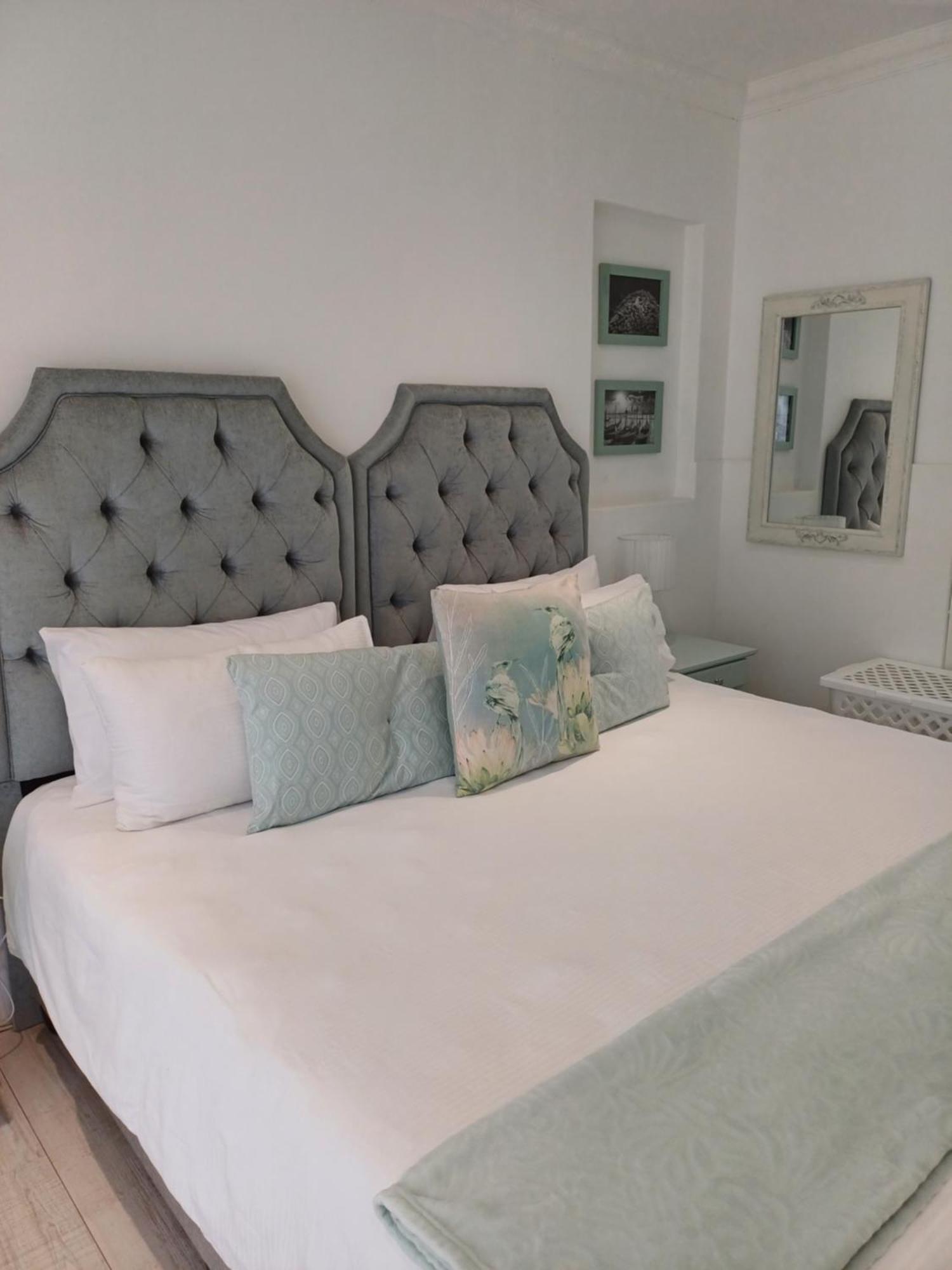 Hotel A Thyme And Plaice Hermanus Esterno foto